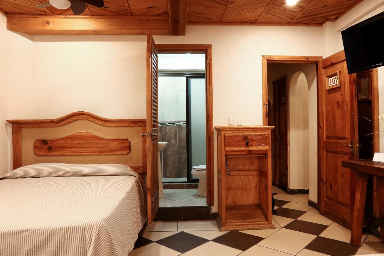 Hotel Meson De Juan Valle